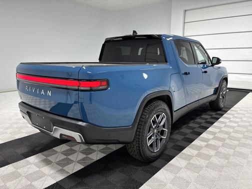 2022 Rivian R1T Launch Edition