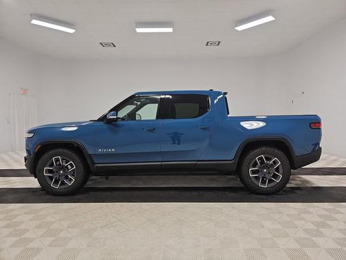 2023 Rivian R1T Adventure Package