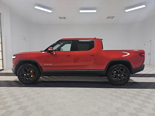 2023 Rivian R1T Adventure Quad Motor Large Pack
