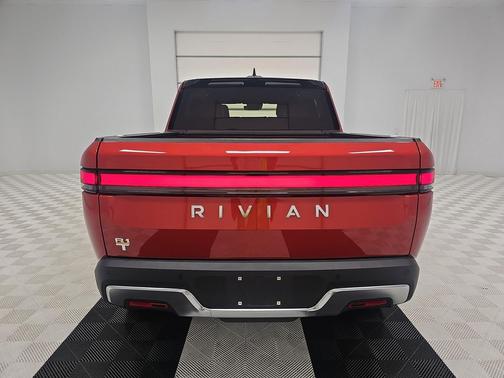 2023 Rivian R1T Adventure Quad Motor Large Pack