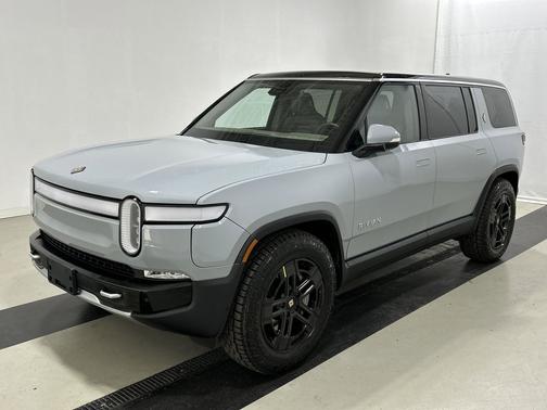 Limestone 2023 Rivian R1S Adventure Package