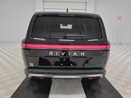 2023 Rivian R1S Launch Edition