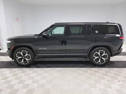 2023 Rivian R1S Launch Edition