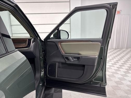 2023 Rivian R1S Adventure