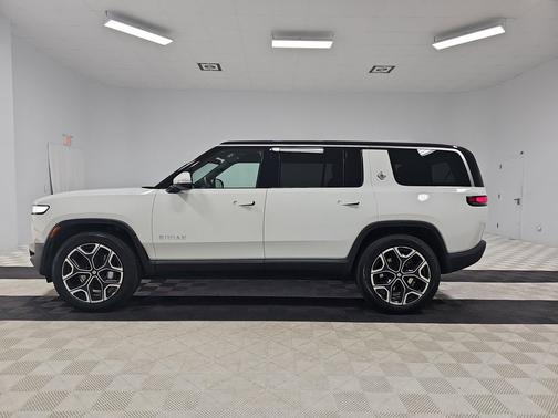 Glacier White 2024 Rivian R1S Adventure Package