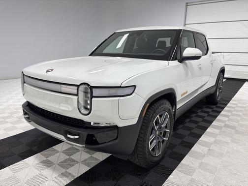 2022 Rivian R1T Adventure