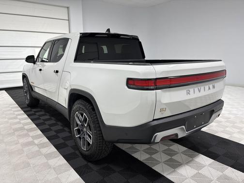 2022 Rivian R1T Adventure