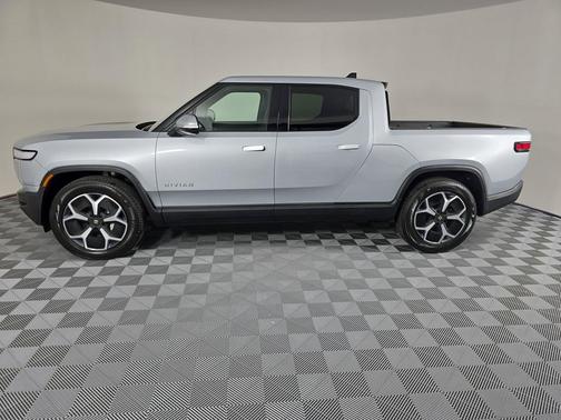 2024 Rivian R1T Adventure Package