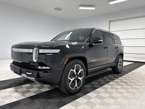 Midnight 2024 Rivian R1S Adventure Quad Motor Large Pack