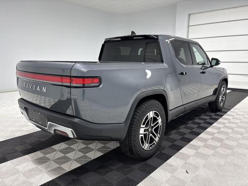 2023 Rivian R1T Adventure Quad Motor Large Pack