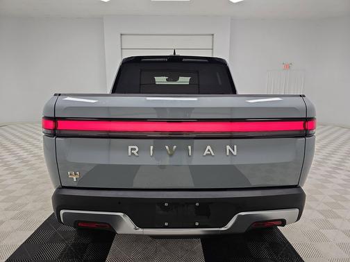 2023 Rivian R1T Adventure Quad Motor Large Pack