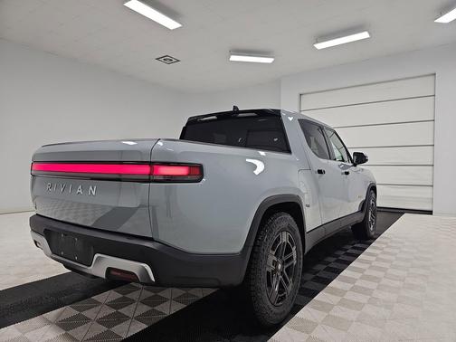 2023 Rivian R1T Adventure Quad Motor Large Pack