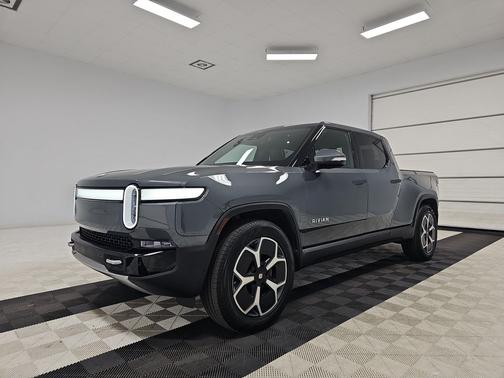 El Cap Granite 2024 Rivian R1T Adventure Package