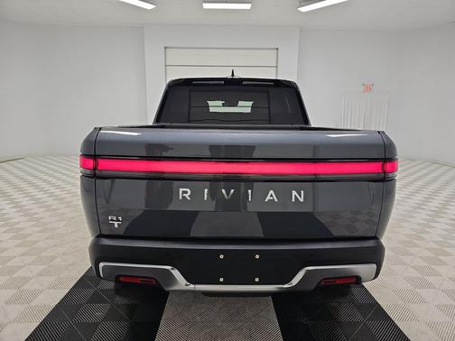 El Cap Granite 2024 Rivian R1T Adventure Package