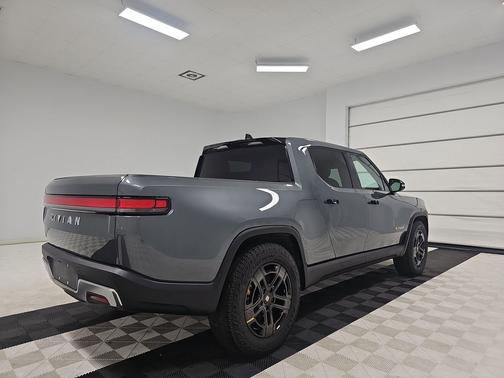 2023 Rivian R1T Adventure Quad Motor Large Pack