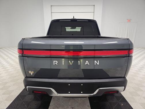 2023 Rivian R1T Adventure Quad Motor Large Pack