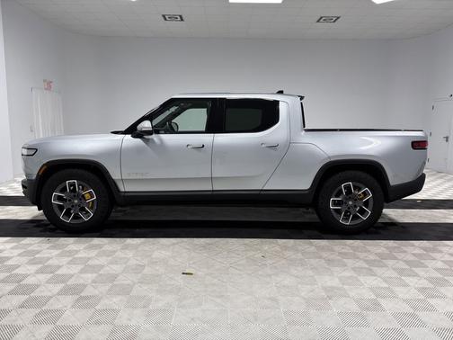 2023 Rivian R1T Adventure Quad Motor Large Pack