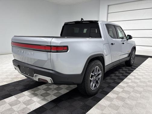 2023 Rivian R1T Adventure Quad Motor Large Pack