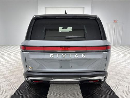 2022 Rivian R1S Launch Edition