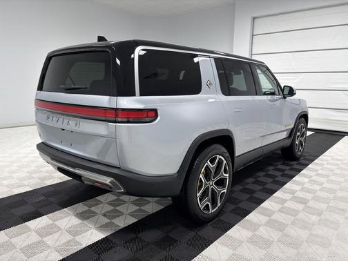 2023 Rivian R1S Launch Edition