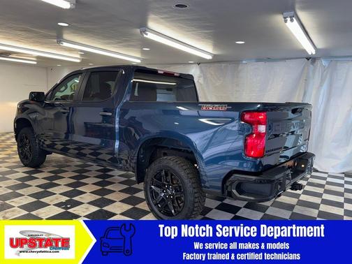 2022 Chevrolet Silverado 1500 Custom Trail Boss