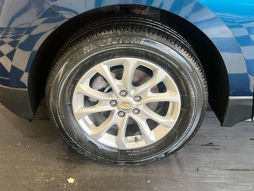 Pacific Blue Metallic 2019 Chevrolet Equinox 1LT