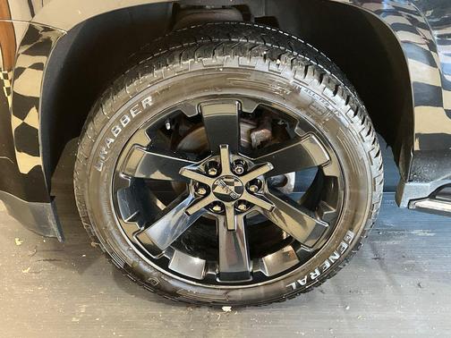 Onyx Black 2019 GMC Yukon SLT Standard Edition