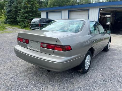 1998 Toyota Camry LE