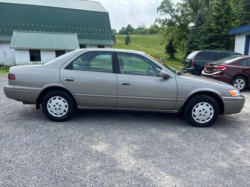 1998 Toyota Camry LE