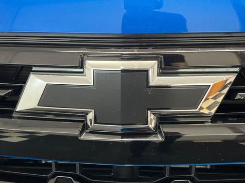 Glacier Blue Metallic 2023 Chevrolet Silverado 1500 LT Trail Boss