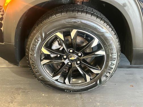 Midnight Blue Metallic 2021 Chevrolet Trailblazer LT