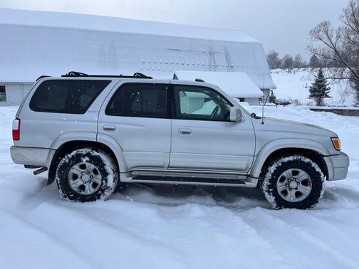 2002 Toyota 4Runner Limited
