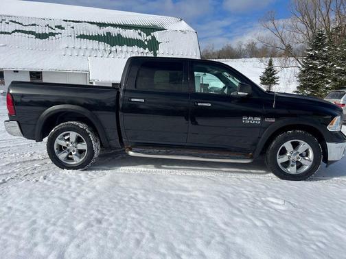 2016 RAM 1500 Big Horn