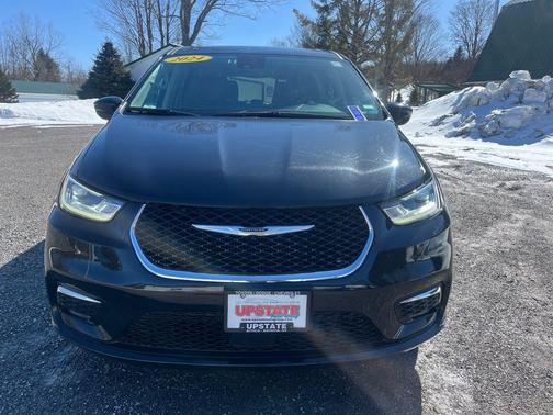 Brilliant Black Crystal Pearlcoat 2024 Chrysler Pacifica Hybrid Select