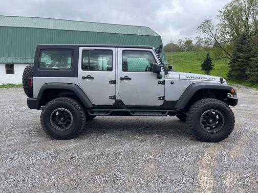 Billet Metallic Clearcoat 2014 Jeep Wrangler Unlimited Sport