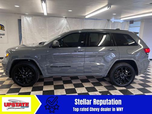 2021 Jeep Grand Cherokee Laredo