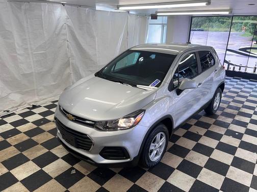 2022 Chevrolet Trax LS