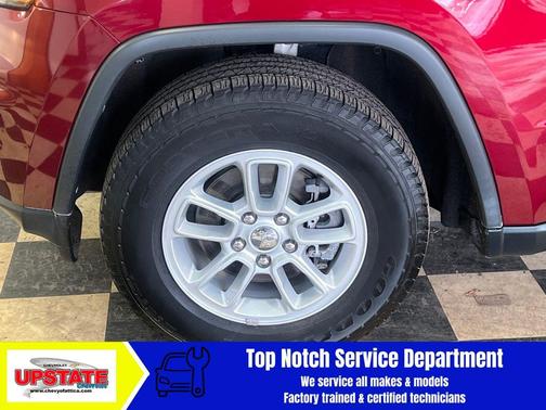 2020 Jeep Grand Cherokee Laredo