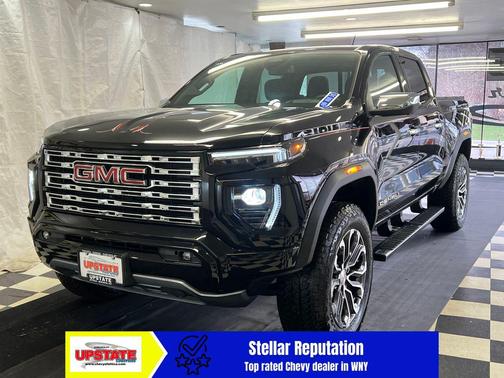 Onyx Black 2025 GMC Canyon Denali