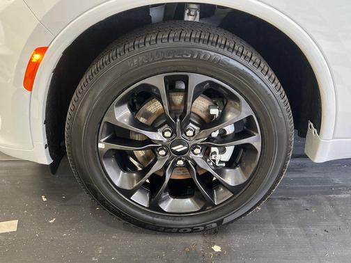 White Knuckle Clearcoat 2026 Dodge Durango GT AWD