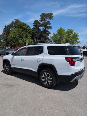 Summit White 2023 GMC Acadia AWD SLE