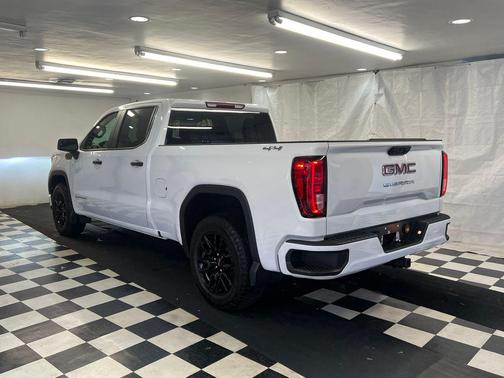 Summit White 2024 GMC Sierra 1500 Pro