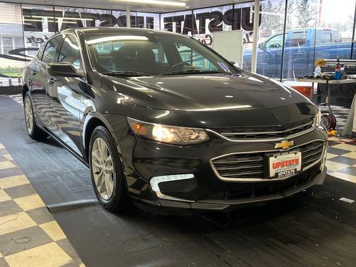 Mosaic Black Metallic 2018 Chevrolet Malibu LT