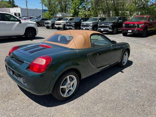 Electric Green Mica 2002 Toyota MR2 Base