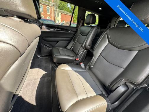 2023 Cadillac XT6 Premium Luxury AWD