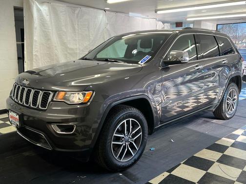 Granite Crystal Metallic Clearcoat 2020 Jeep Grand Cherokee Limited