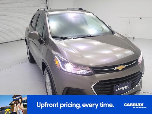 Gray 2021 Chevrolet Trax LT