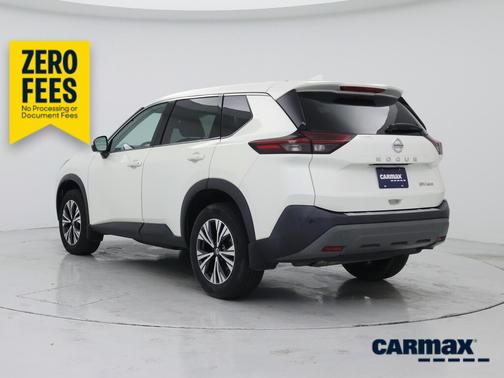 White 2021 Nissan Rogue SV