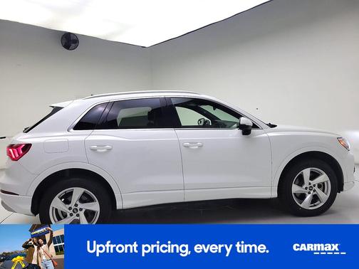 White 2021 Audi Q3 Premium