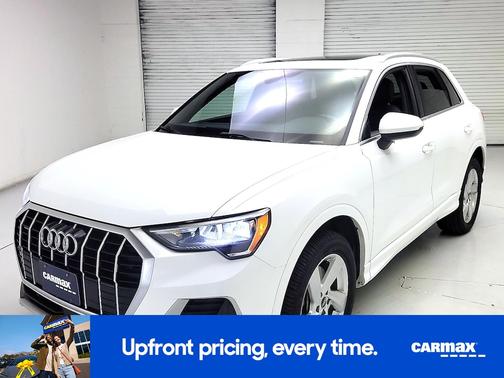 White 2021 Audi Q3 Premium